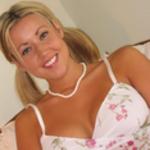 romantic female looking for guy in South Lyon, Michigan