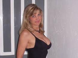 romantic lady looking for men in Agua Dulce, Texas